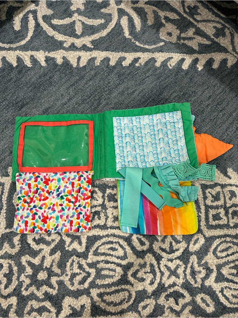 LOVEVERY Sensory Fabric Book